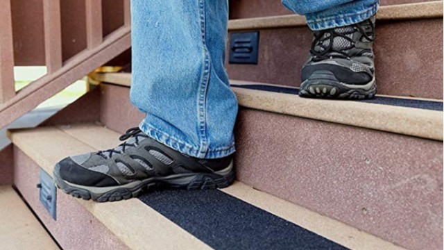 怎么測試防滑膠帶的性能好不好？四個(gè)方法教會(huì)你