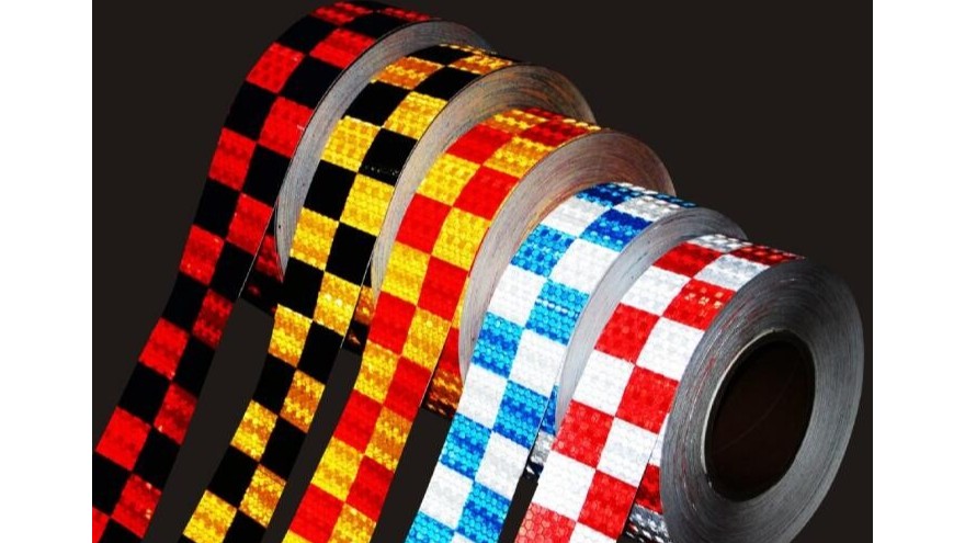 反光膜有哪些材質？廠家教你來區分【昆山玉寰】