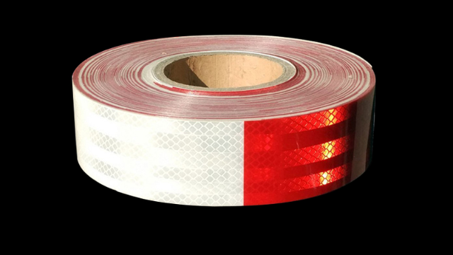 購買反光警示膠帶需要注意的三個方面