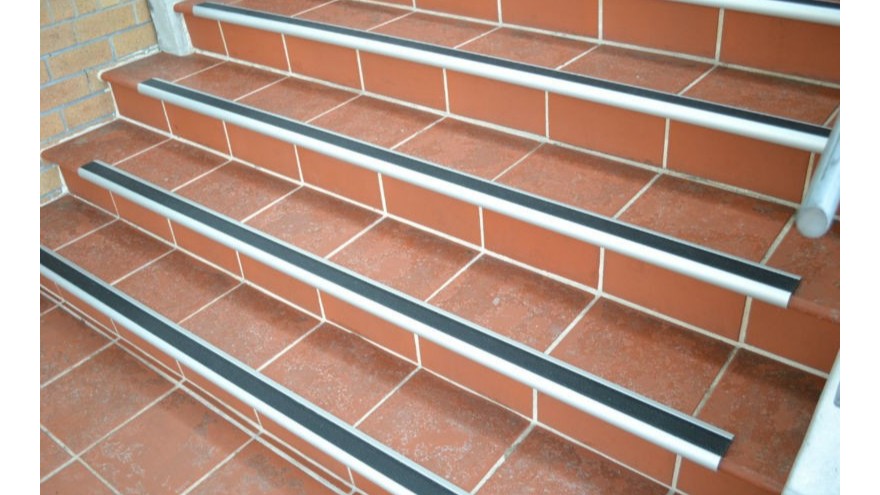 防滑膠帶廠家，世界多家500強企業供貨商【昆山玉寰】