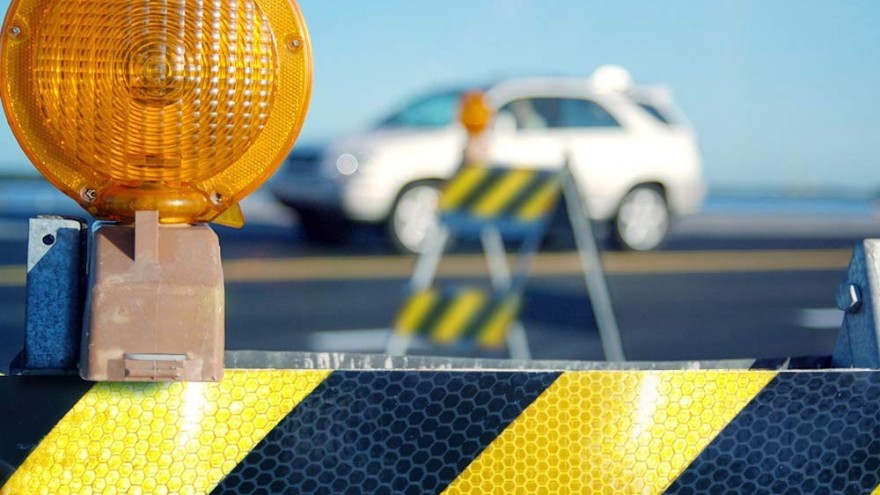 黃黑向左的反光膜哪里有賣(mài)-黑黃箭頭反光膜出售【昆山玉寰】