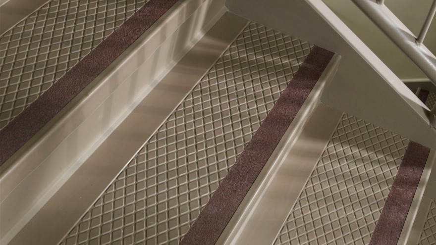 防滑膠帶哪里買？-防滑膠帶供應(yīng)廠家【昆山玉寰】