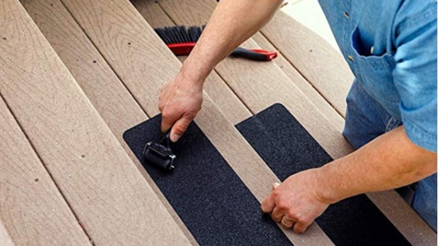 PVC防滑膠帶工廠哪家好？品牌要選好，黃金才萬兩【昆山玉寰】